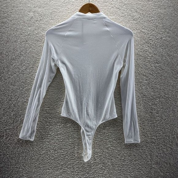 Astr the Label White Ribbed Cutout Bodysuit Size Large - Picture 5 of 5